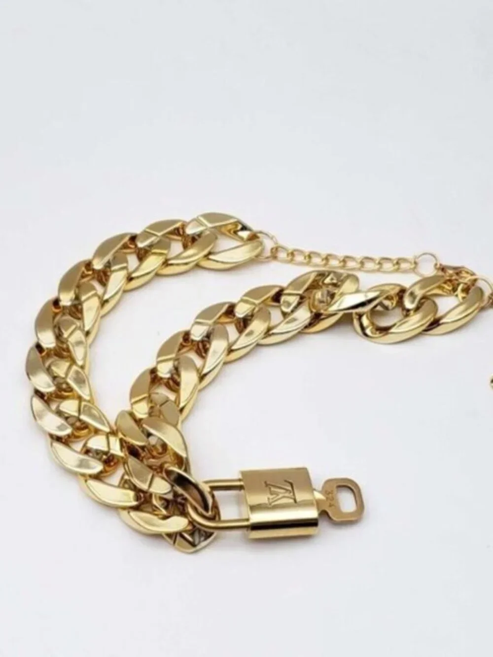 Authentic Louis Vuitton Lock & Key w/unbranded Gold Plated Chain Necklace